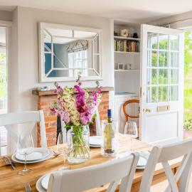 Stunning estuary views - Riverside Cottage, hotel Snape-ben