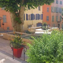 Entre Saint-Tropez et les gorges du Verdon.