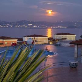 Skiper Apartments & Golf Resort، فندق في سافودريا
