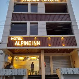 Hotel Alpine Inn, hotel in Dera Bassi
