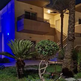 Lola's Hotel