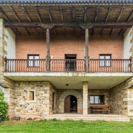 Casa con gran capacidad y preciosas vistas