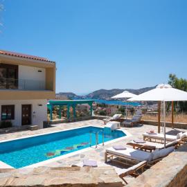 POSEIDON Villas Agia Pelagia-Private swimming pool and sea view, hotel in Agia Pelagia