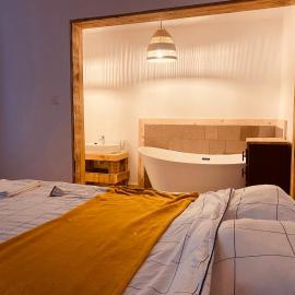 Menasagi Sit&Dream Cottage, hotel u gradu 'Menasag-Ujfalu'