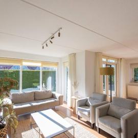 Holiday home for rent near swimming pool and golf course, hotel u gradu Delden
