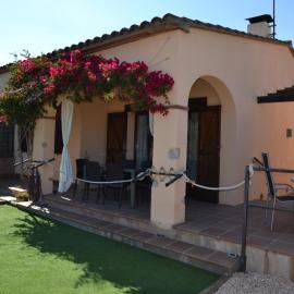 Casa acogedora con jardín y piscina en zona tranquila cerca de la playa en L'Estartit - ES-323-16