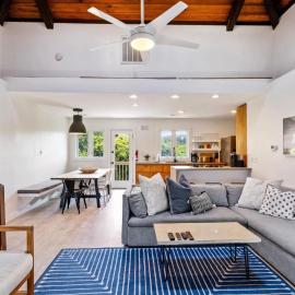 Close to Beach with Pool Spa - Perfect for Families, Hotel in Southern Shores