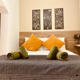 Seagarden Hideaway - 1bed apt