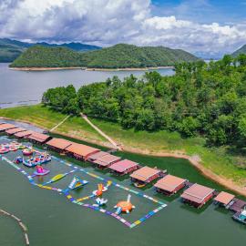 เดอะวอเตอร์ปาร์ครีสอร์ท- The Water Park Resort, hotel u gradu Ban Laem Mong Khoi