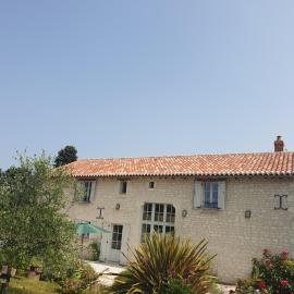 La Tour du Raygnier, hotel em Verneuil-le-Château