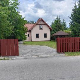 Mazury, Domek pod Lasem