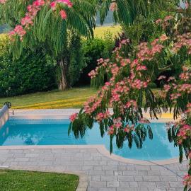 Villa Relax avec Piscine Privée à 90 min de Paris、Saint-Hilaire-les-Andrésisのホテル