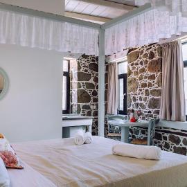 Rodakas Rooms-Anthoula, hotel em Kondiás