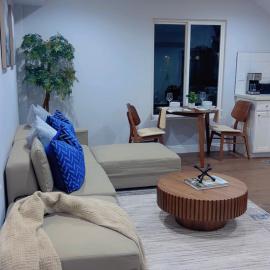 Woodland Hills 1 Bedroom Getaway