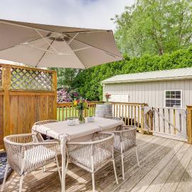 Walk to Downtown: Wakefield Haven Near Beaches, Hotel in South Kingstown