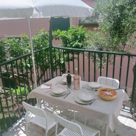 CASA L'UNICORNO con giardino privato, hotel in Levanto
