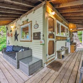 Treetop Hideaway Rustic Cabin Retreat