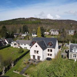 Old Distillery Lodge, hotel en Kingussie