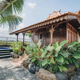Banjar Segara Villa & Guesthouse - Kelating, khách sạn ở Krambitan