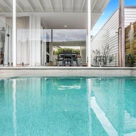 Sanctuary Spaces - Lomani Six, hotel in Byron Bay
