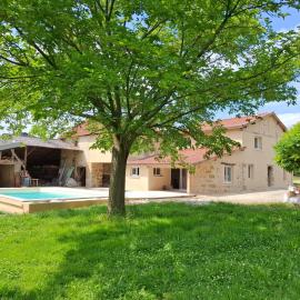 Gîte du Petit Guilhem, hotel in Montaut-les-Crénaux