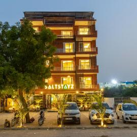 Saltstayz Premier - Sector 50 & Golf Course Ext Road, hotel u gradu 'Gurgaon'