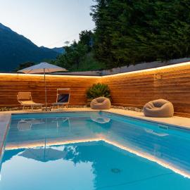 Tenno में, होटल Infinity View Garda Lake con Piscina Panoramica e Vista Lago a Tenno