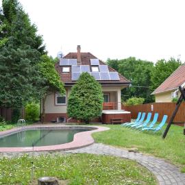 Lux Vendégház Békésszentandrás, hotel in Békésszentandrás