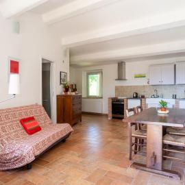 AGRITURISMO BUON VENTO, Appartamento LA CASA DEI MILLEFIORI un magico bouquet a Gubbio, Italy, hotel u gradu Gubjo