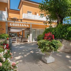 Hotel Giuliana, hotel Cerviában