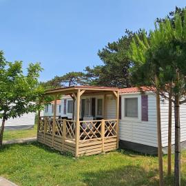 Mobile Homes Victoria San Marino, готель у місті Лопар