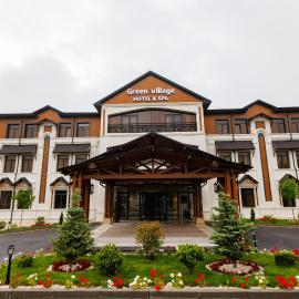 Green Village HOTEL & SPA，Sis的飯店