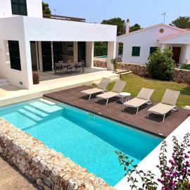 Nure Villas Mar y Mar, hotel in Cala en Blanes