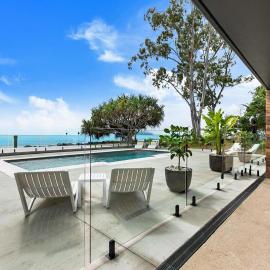 Salt & Stone Villa on the beach - Villa 2