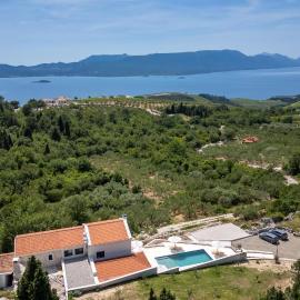 Amazing Home In Slivno Ravno With Sauna
