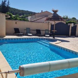 villa familiale avec piscine privée idéale pour vacances et tourisme en Occitanie