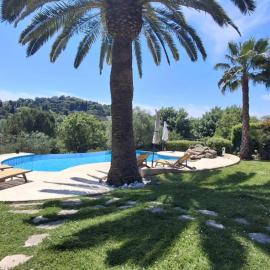 LE KEY WEST maison de charme avec splendide jardin et piscine magnifique, Mougins près de Cannes