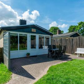 Garnekuul 56 holiday home for family, hotel in Callantsoog