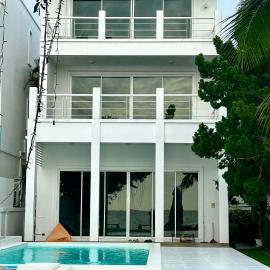 Hi Yang Seaview Villa, hotel in North Pattaya