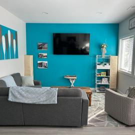The Hygge House, hotel in Spirit Lake