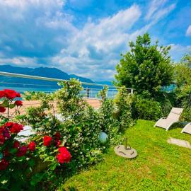 Dock House: Marone'de bir otel