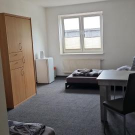 Zweibettzimmer mit eigenem Bad
