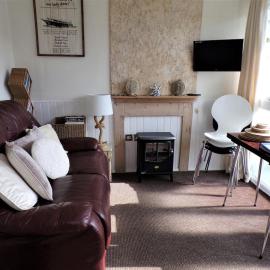 Driftwood Cabin near Heacham Beach, Free Parking, hotel u gradu Heacham