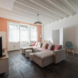 La Bonbonnière maison de ville 10 personnes, hotel a Sanxay