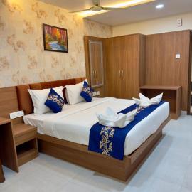 Hotel Deccan Park, hotel in Haidar Sāhibgūda