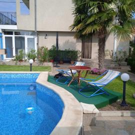 Topalovi Guest House