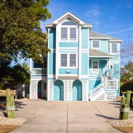 Coastal Charm with Pool Hot Tub & Resort Amenities, hotel in Corolla