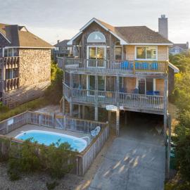 1 Min Walk to Beach Private Pool Family Friendly