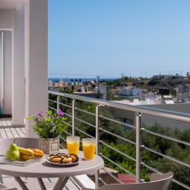 Ergina Apartments Gournes Studio & Family Apartment, Hotel in Gournes
