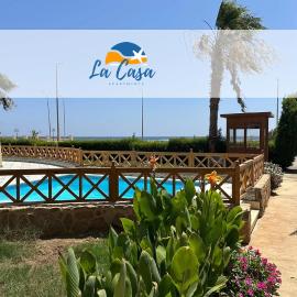 La Casa Apartments l Marsa Alam l Beach Front, hotel in Marsa Alam City